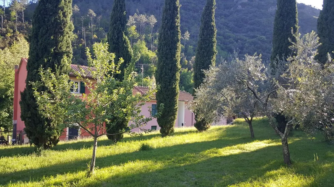 B&B Tre Ponti Castiglione Chiavarese 0*,