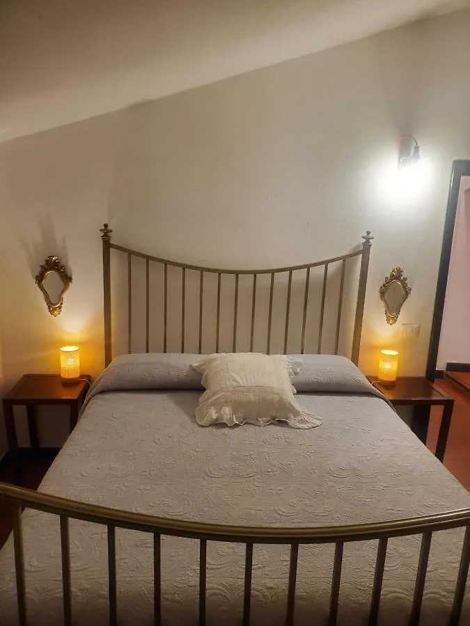 B&B Tre Ponti Castiglione Chiavarese 住宿加早餐酒店
